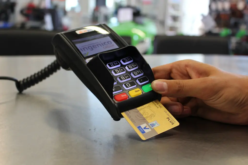Digitales Cash Stuffing ohne Bargeld: Kartenzahlung
